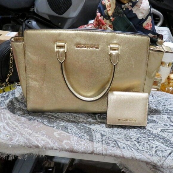 Michael Kors Metallic Gold Leather Tote Handbag Satchel w/ matching wallet - Picture 1 of 16